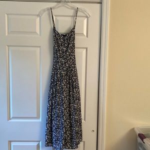 NWT Banana Republic navy floral midi dress